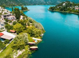 Apartments Bogunovic, hotell sihtkohas Ploče