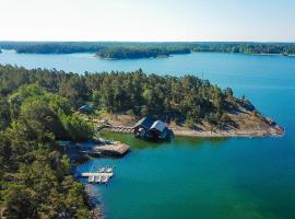 Björkholm mökit, beach hotel in Pargas
