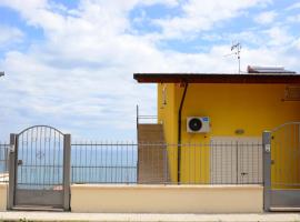 Jonico Guest house .. calabria, guest house in Montegiordano