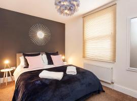 Apartment 5 Blue Bridge Court, hotel in York