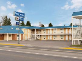 Travelodge by Wyndham Quesnel BC, hotell i Quesnel