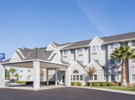Microtel Inn & Suites Modesto, hotel in Ceres