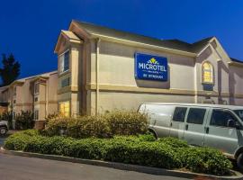 Microtel Inn & Suites by Wyndham Auburn, hotel in Auburn