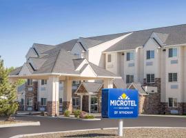 Microtel Inn & Suites by Wyndham Klamath Falls, hotel in Klamath Falls