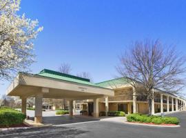 Howard Johnson by Wyndham Greensboro Near the Coliseum, motel a Greensboro