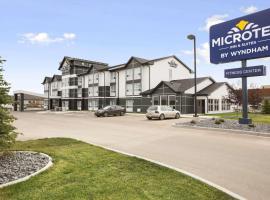 Microtel Inn & Suites by Wyndham Blackfalds, hotel with parking in Blackfalds