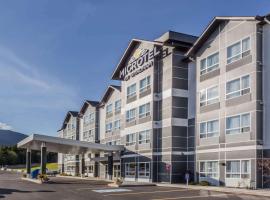 Microtel Inn and Suites by Wyndham Kitimat, hotel di Kitimat