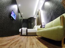 Here Hotel, hotel v destinaci Skudai