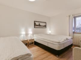 Garður guesthouse، فندق بالقرب من جوكولسارغلجوفار، Garður