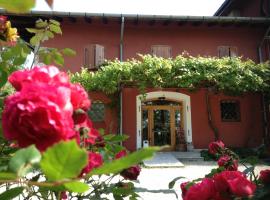 All'Antica Scuderia Del Castello, farmstay di Maiano