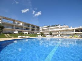 Oasis in Olhos de Agua, Hotel mit Pools in Branqueira