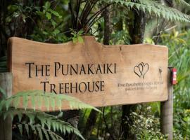 Love Punakaiki Luxury Couples Retreat Limited, hospedaje de playa en Punakaiki