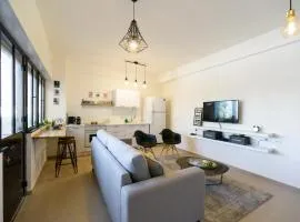 16 HaRakevet Street - By Beach Apartments TLV