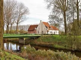 Luxurious Mansion in Sint-Laureins near Forest