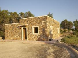 Can Vich Petit: Sant Carles de Peralta'da bir otel