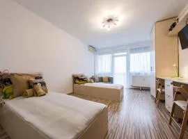 Central Home- Pesterzsébet
