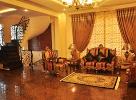 Reina Boutique Hotel - G9, hotel em Islamabad