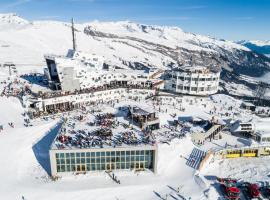 GALAAXY Mountain Hostel, hotell sihtkohas Laax