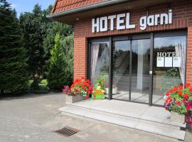 PHV Hotel garni, hotel v destinaci Vollersode