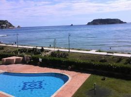 L´Estartit, estudio en primera linea de mar., holiday home in L'Estartit