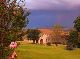 Thaba Tsweni Lodge & Safaris