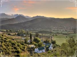 Berluda Farmhouse and Cottages, hotel v destinaci Oudtshoorn