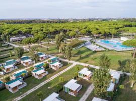 Camping Village Roma Capitol, hôtel avec piscine à Lido di Ostia