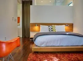 Palms Place