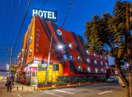 HOTEL ZARAGOZA INN BOUTIQUE: Meksiko, Alfredo Harp Helu Stadyumu yakınında bir otel