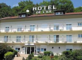 Hotel De L'ile, hotel in Custines