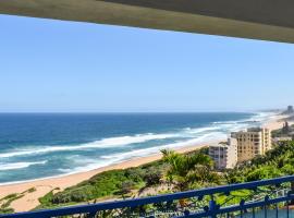 Santorini Guesthouse, family hotel in Amanzimtoti