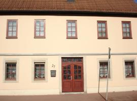 Ferienwohnung Eckoldt, hotel con estacionamiento en Eisenberg