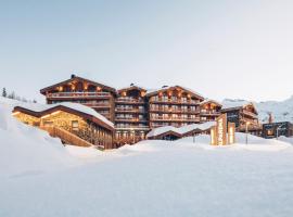 Hôtel Alparena & Spa - 4 étoiles, hotel u gradu La Rozijer