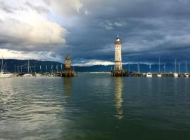 Modernes Apartment am Bodensee, Hotel in Wasserburg