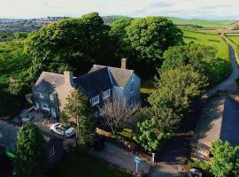 Roosecote Guest House, hotel em Barrow in Furness