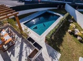 BeGuest Sun & Pool House – obiekty na wynajem sezonowy w mieście Alapraia