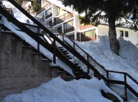 margue residence meledrio, hotel in Folgarida