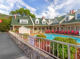 Econo Lodge Inn & Suites at the Convention Center, hotell i Gatlinburg