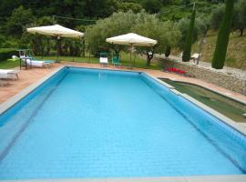 Monte A Pescia, hotel i Pescia