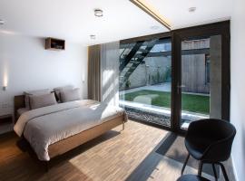 B&B Snooz Inn, hotel 5 estrelas em Gent