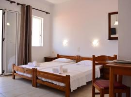 Raph's Studios-Apts By The Sea