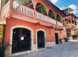 Hotel Marjenny, hotel em Copán