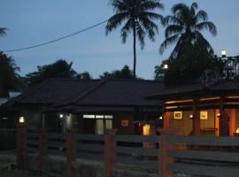 Amazon Bungalow & Cottages, resort village in Batukaras