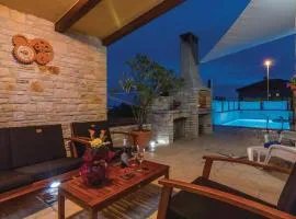 Luxury apartment Alba with pool