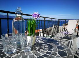 Apartment Segnia, hotel din Senj