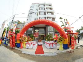 Huynh Duc 2 Hotel、カオランのホテル