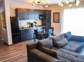 Wood Central Apartment