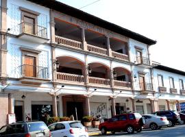HOTEL POSADA DEL SOL, hotel v destinaci Apatzingán de la Constitución