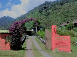 Hostería EL Trapiche Lodge & Spa, chalet de montaña en Baños