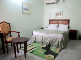 Crown City Park Resort & Hotels, hotel v destinácii Lagos